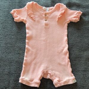 🍓3/$10 Rise Little Earthling Organic Pink Ruffled Kids Romper size 12-18m
